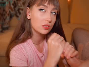 webcam girl xxx_downtown_xxx capture image #3689042