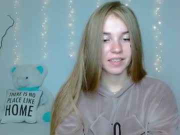 webcam girl little__cherrry capture image #3518250