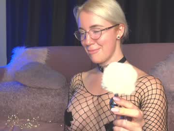 webcam girl xtina__ capture image #4655761