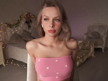 webcam girl pussy__money__weed capture image #2104082