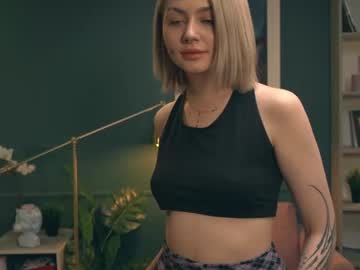webcam girl sophiastorm capture image #1392562