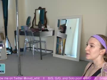 webcam girl vivid_whit capture image #2672649