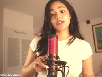 webcam girl n_o_v_a capture image #4674045