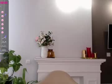 webcam girl small_blondee capture image #2652676