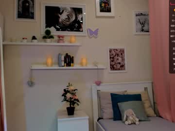 webcam girl chloe_catherine_mykers capture image #5017827