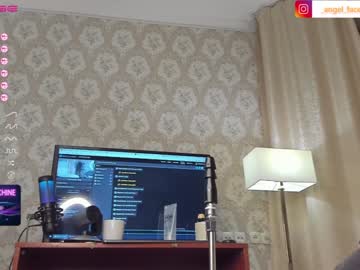 webcam girl angel_face_devil_mind capture image #4402634