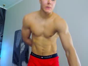 Cam for ryan_muscle_man