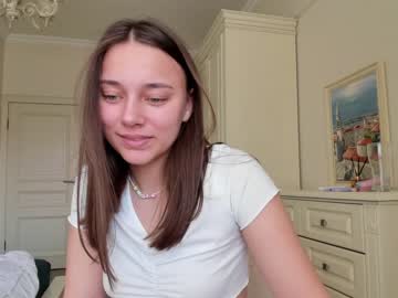 webcam girl eleonora_linn capture image #3378694