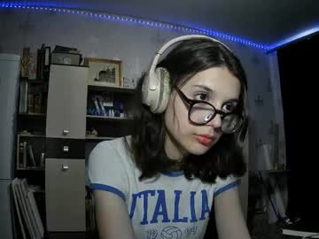 webcam girl alodieherlan capture image #5637278