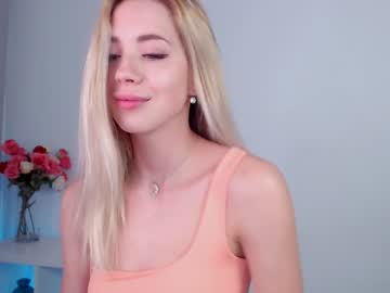 webcam girl emmi_rosee capture image #1560193