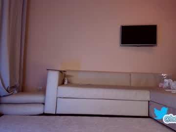 webcam girl hollyextra capture image #4386205
