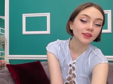 webcam girl adelewilson__ capture image #676831