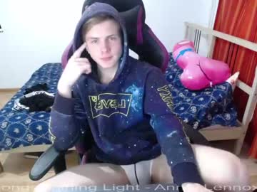 webcam man nelsons_dreams capture image #985088
