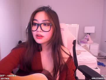 webcam girl clara_chan capture image #2045176