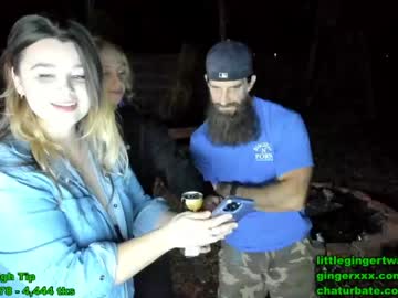 webcam couple xoxo_caroline capture image #5105422