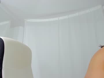 webcam girl ingridblondy94 capture image #3446124