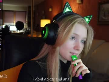 webcam girl bestblondiiecb capture image #5435706