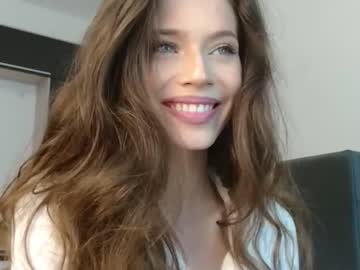 webcam girl isia_slay capture image #3090445