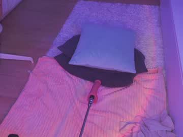 webcam girl aveksmr capture image #3891934