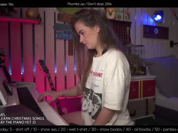 webcam girl hermione_potter_couple capture image #4711780