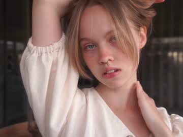webcam girl bibi_it_is capture image #4764294