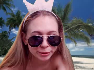 webcam girl aleksa_cutie capture image #2442066