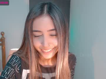 webcam girl gummy_bear7 capture image #1991010