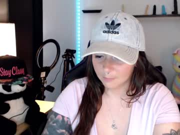 webcam girl bigtittedtattedlesbian capture image #3305729