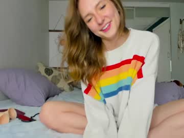 webcam girl innocentprovenguilty capture image #2140479