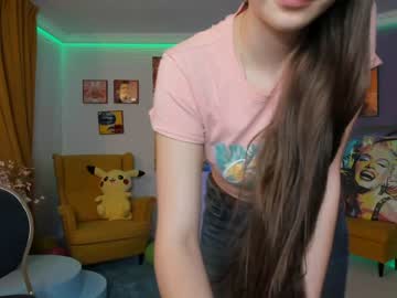 webcam girl carolineprise capture image #1205208