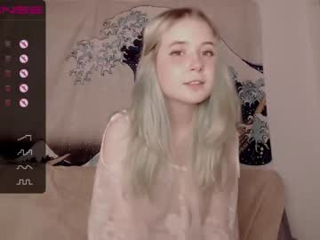 webcam girl yoliverse capture image #3078715