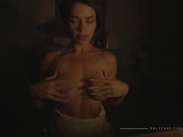 webcam girl lucieoude_ capture image #3737153