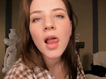 webcam girl kaitlynleea capture image #5380404