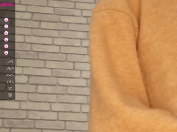 webcam girl carolynjacquelins capture image #4444726