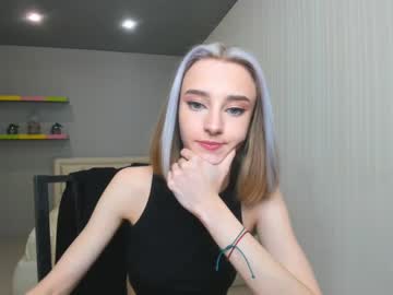 webcam girl elaine_diaz capture image #325238