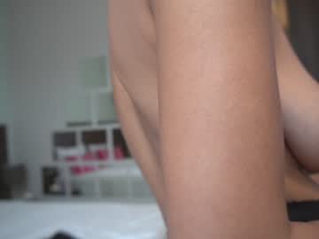 webcam girl erikabee capture image #791986