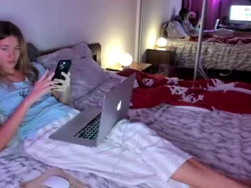 webcam girl oksanafedorova capture image #2588470
