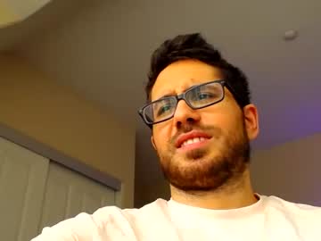 webcam man hung_dude_19 capture image #4033136