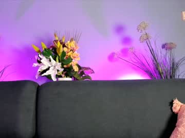 webcam girl littlee33 capture image #3660947