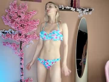 webcam girl elsa_crystall capture image #5486179