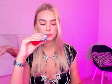 webcam girl 8a8y_nura capture image #1758366