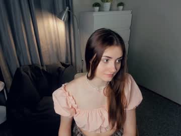 webcam girl synneflrower capture image #5529997
