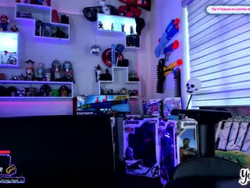 webcam girl yesikasaenz capture image #3334257