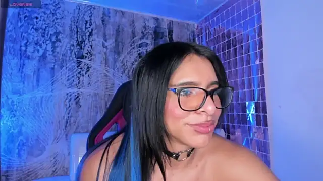 Stripchat sex cam SaraAndrade23